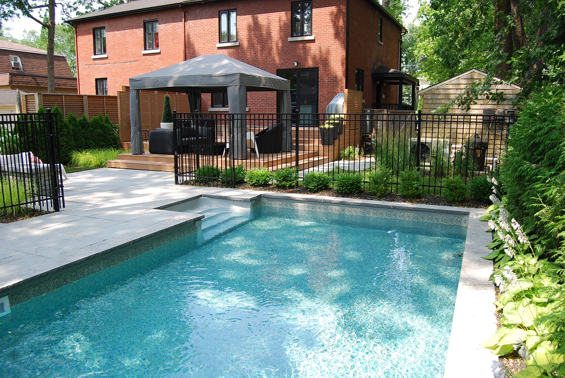 Zen contemporain-Saint-Lambert balcon, piscine